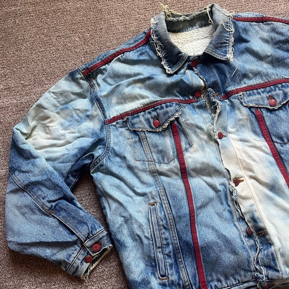 VTG 80’s Thrashed Distressed Denim Sherpa Jacket - Picture 5 of 8
